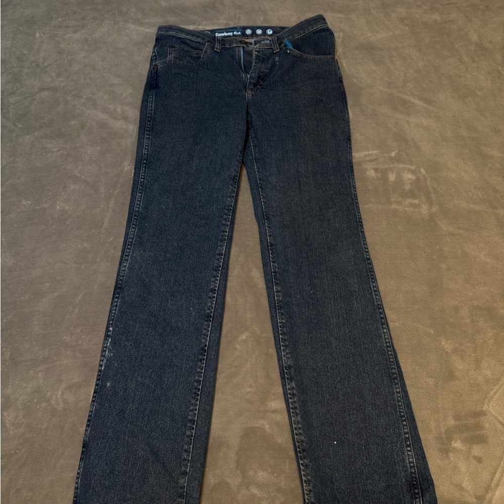 Wranglers cowboy cut 30x32